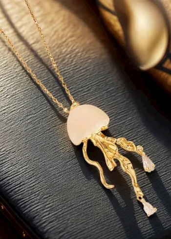 Altın Renkli Uzun Denizanası Kolye - Görsel 2