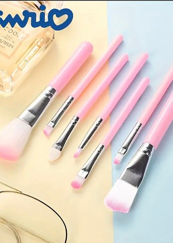 Hello Kitty Temalı Pembe Makyaj Fırça Seti - Görsel 3