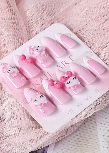 24 Adet 3D Hello Kitty Y2K Tırnak Seti - Görsel 2