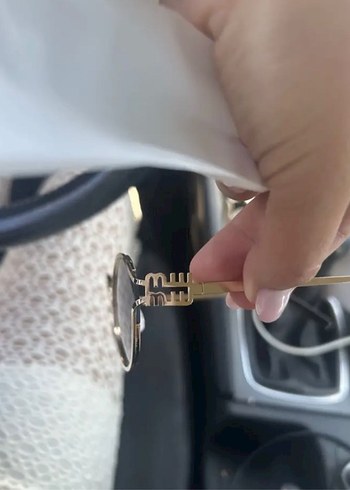 MiuMiu muadil Renk Minimalist Kadın Güneş Gözlüğü - Görsel 3