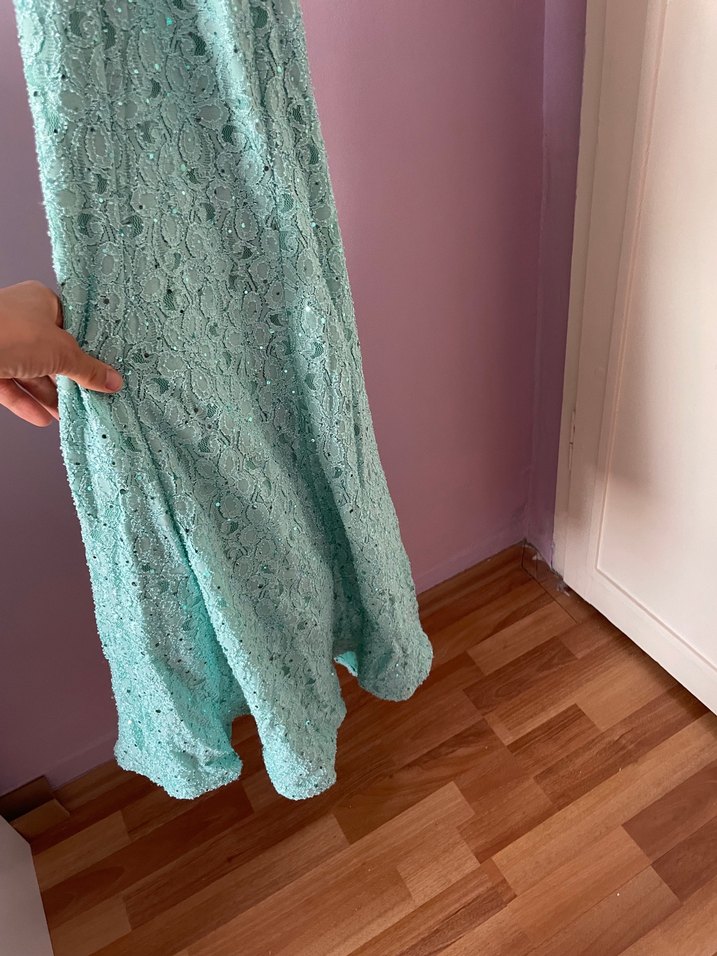 Dantel Detaylı Turkuaz Straplez Uzun Elbise - Görsel 3