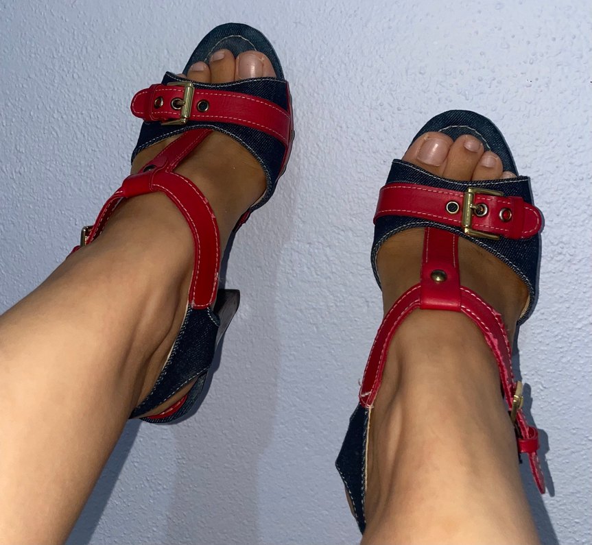 Kırmızı Tokalı Platform Topuklu Kadın Ayakkabı - Görsel 2