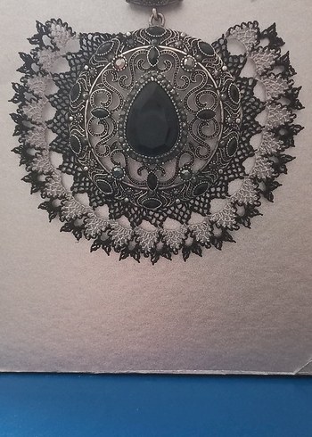 İğne oyası İşlemeli Gotik Siyah Kolye