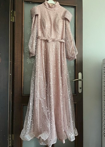 Diğer Bej İşlemeli Uzun Kollu Vintage Abiye Elbise