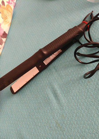  Beden Kahverengi Remington Saç Düzleştirici