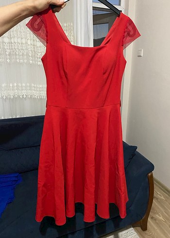 Kırmızı Abiye Elbise