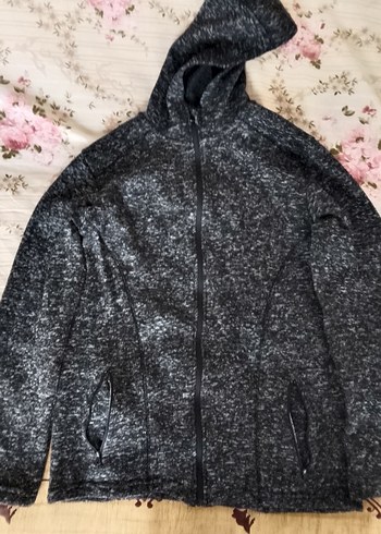 Gri Kapüşonlu Ceket - Görsel 3