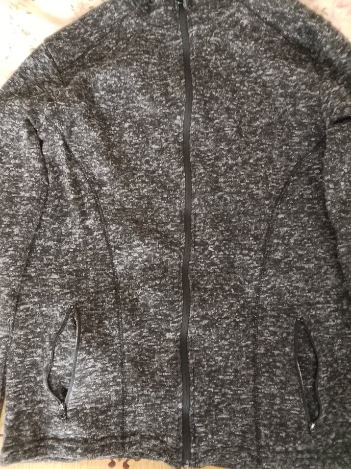 Gri Kapüşonlu Ceket - Görsel 4