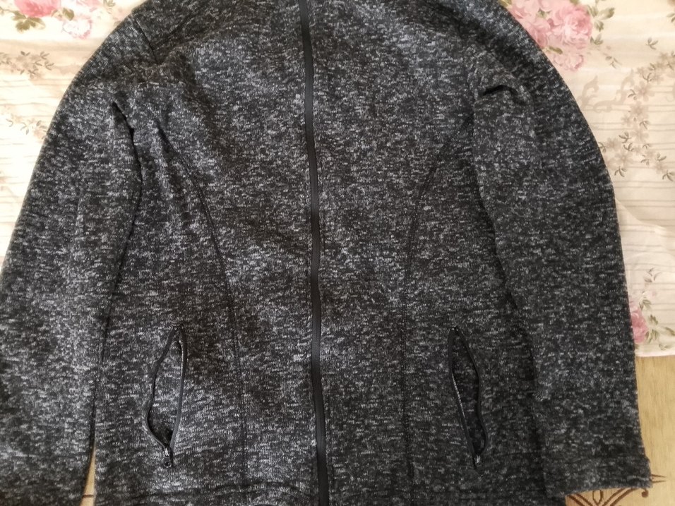 Gri Kapüşonlu Ceket - Görsel 2