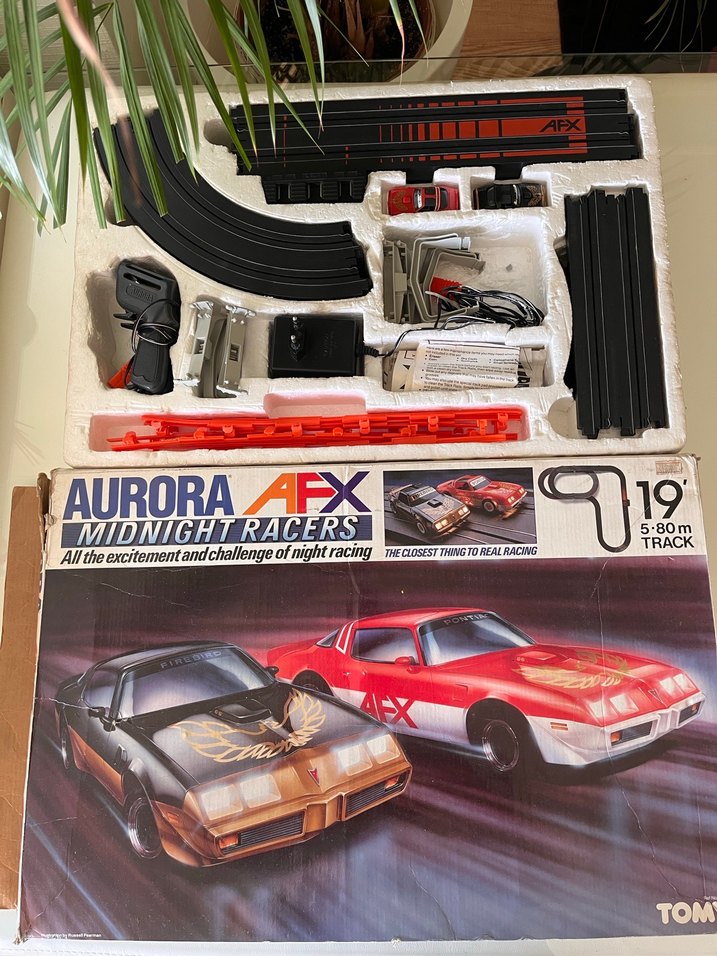 Tomy Aurora AFX Oyuncak Gece Yarış Arabası - Görsel 5