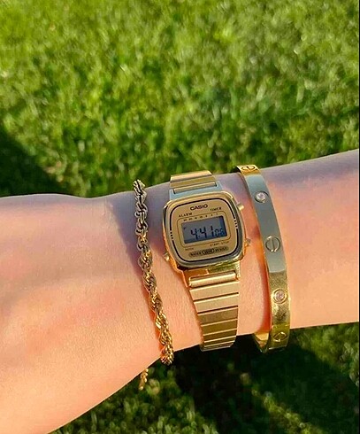 Casio retro dijital kol saati (orijinal)