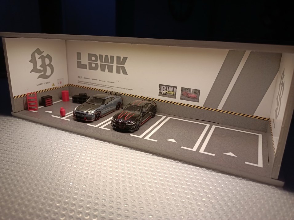 Gri Oyuncak Araba - Görsel 2