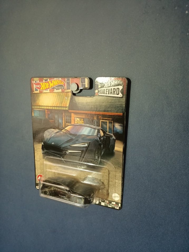 Hot Wheels kartonet duvar sergi adaptörü - Görsel 3