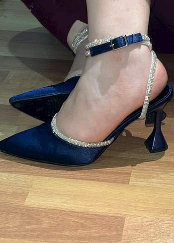 Mavi Stiletto Tokalı Kadın Topuklu Ayakkabı taşlı - Görsel 4