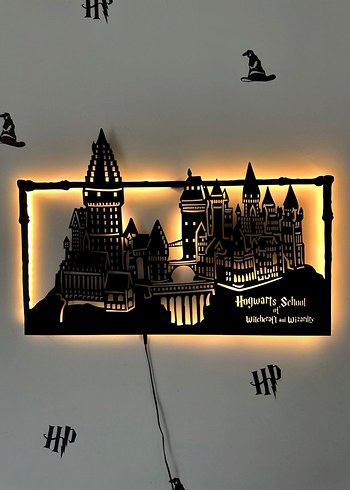 Diğer Harry Potter Hogwarts Duvar Lambası