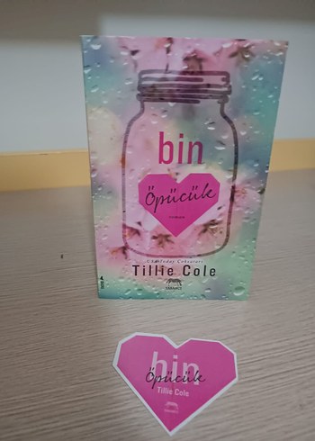  Bin Öpücük - Tillie Cole Roman