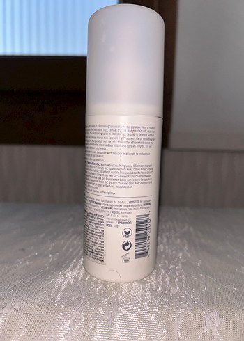 Beden Renk Briogeo Farewell Frizz Sıvı Saç Kremi Spreyi 147 ml