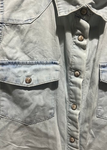 Buz Mavi Denim Düğmeli Kolsuz Gömlek - Görsel 2