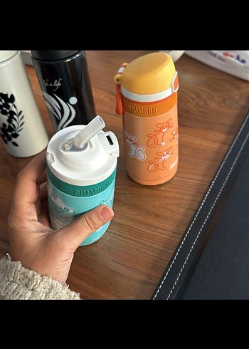 Çocuklar için renkli termos şişeler - Görsel 7