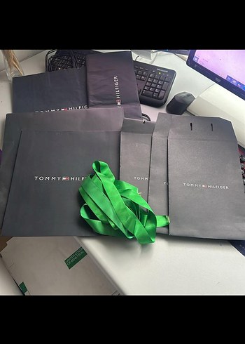Tommy Hilfiger diğer