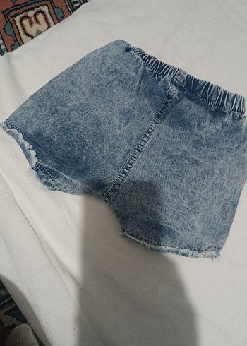 Nakışlı Düğmeli Kız Kot Şort - Görsel 2