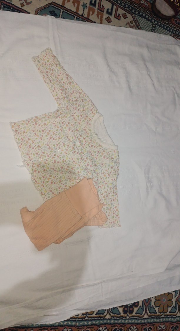 Dantel Detaylı Bebek Kız Takımı - Görsel 3