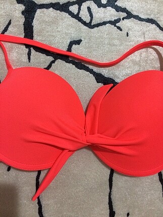 Bikini üstü