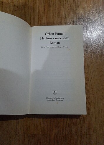  Beden Orhan Pamuk Hollandaca Roman 