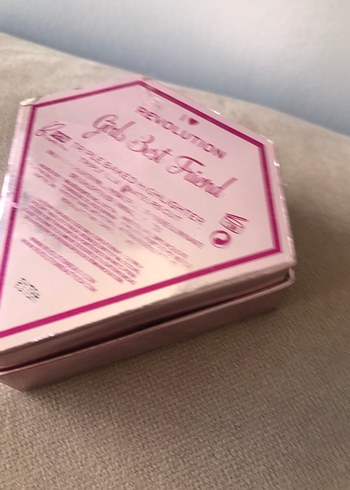 Beden Renk Pastel Pembe Üçlü Aydınlatıcı Pudra