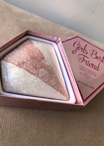 Sephora Pastel Pembe Üçlü Aydınlatıcı Pudra