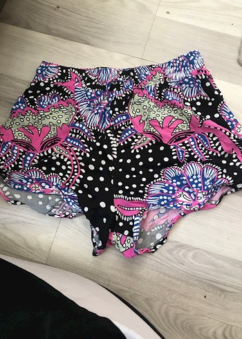Renkli Desenli Mini Şort