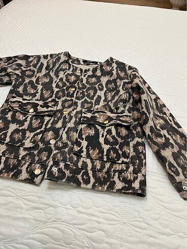 Leopar desenli ceket - Görsel 5