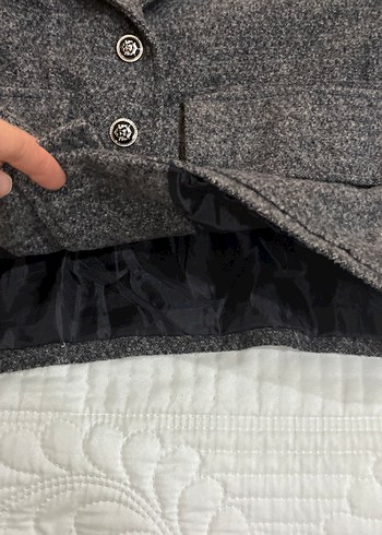 Gri Düğmeli Kısa Yün Kadın Kaban - Görsel 5