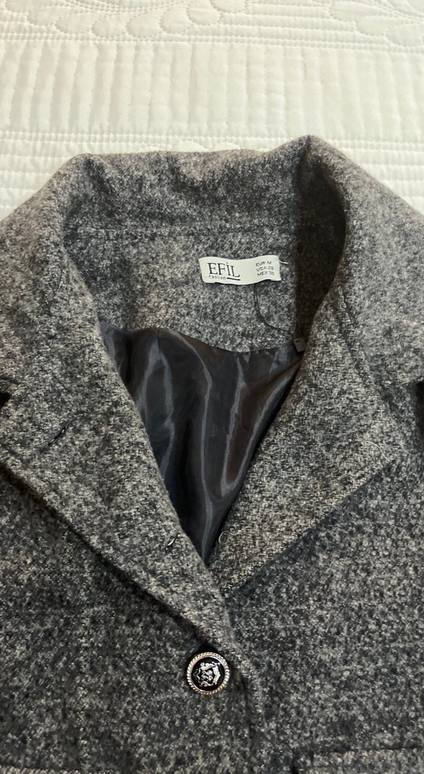 Gri Düğmeli Kısa Yün Kadın Kaban - Görsel 4