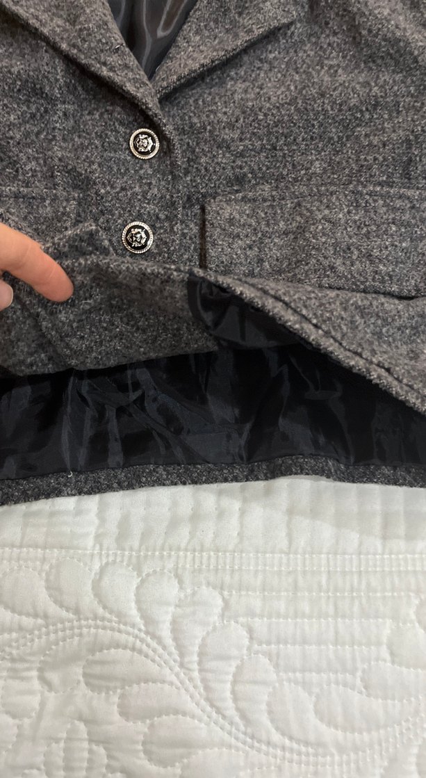 Gri Düğmeli Kısa Yün Kadın Kaban - Görsel 5