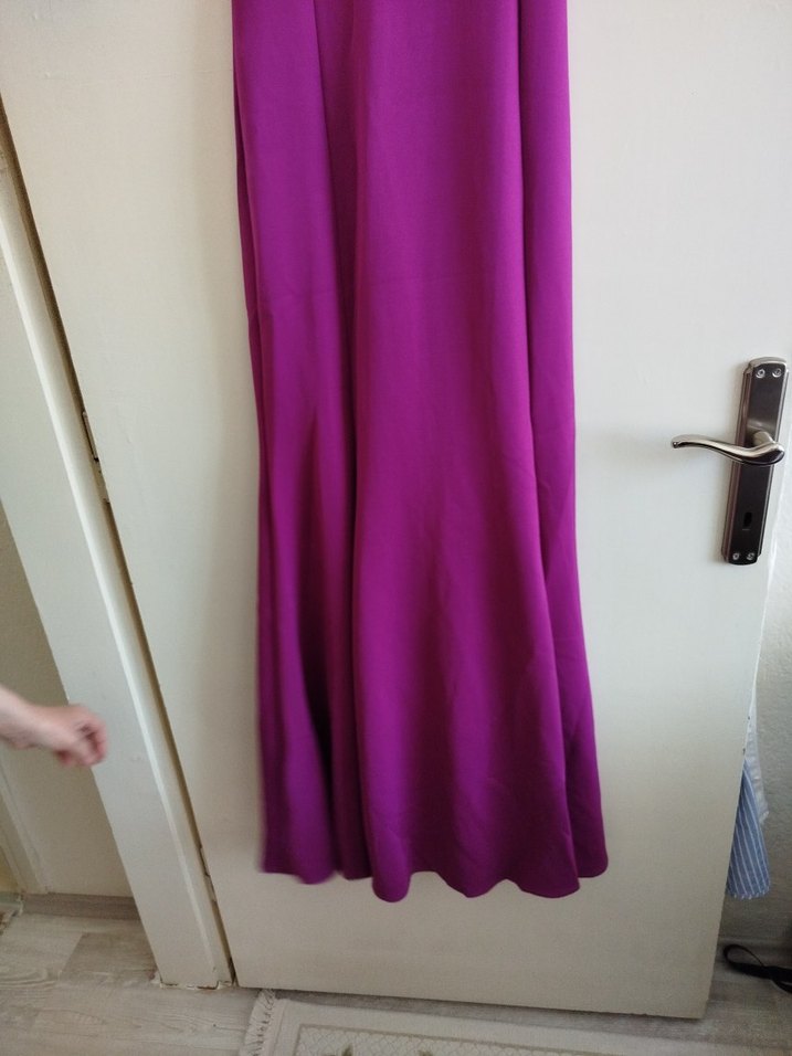 Uzun, Drapeli Mor Kadın Abiye Elbise - Görsel 4