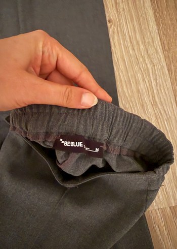 Düğmeli Gri Kadın Kumaş Pantolon - Görsel 3