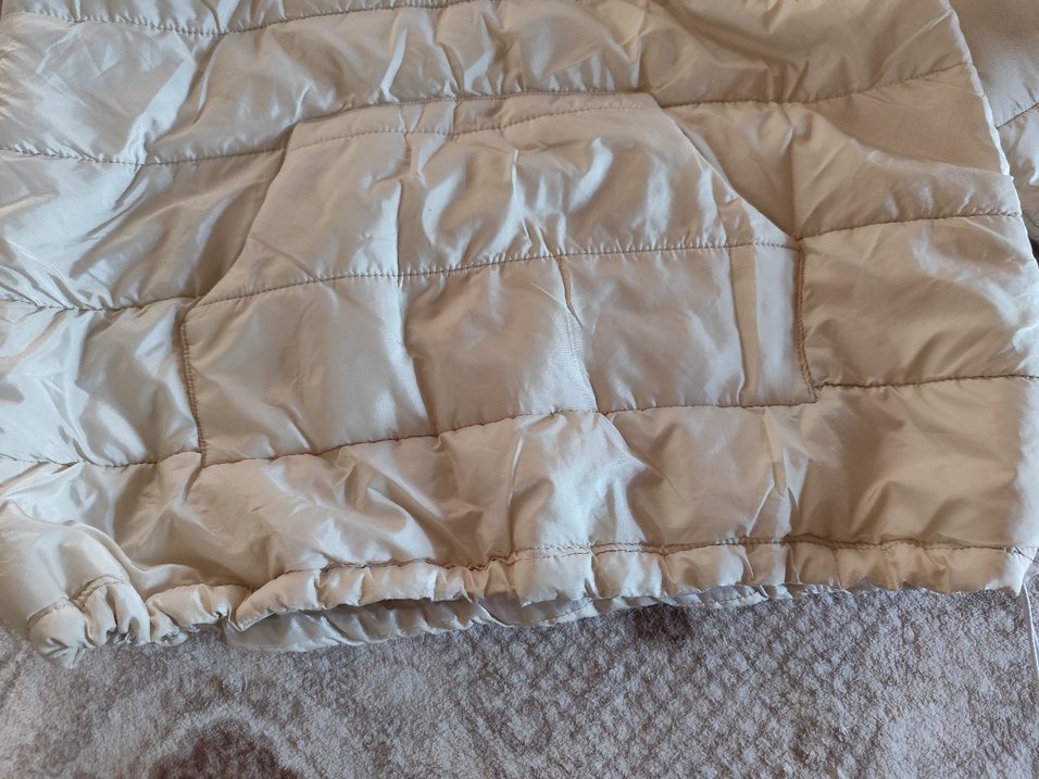 Kapüşonlu Beyaz Kadın Kışlık Mont - Görsel 2