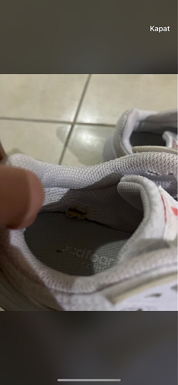 40,5 Beden beyaz Renk Adidas spor ayakkabı.