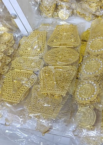 İşlemeli Altın Renkli Zincirli Kadın El Zinciri - Görsel 15