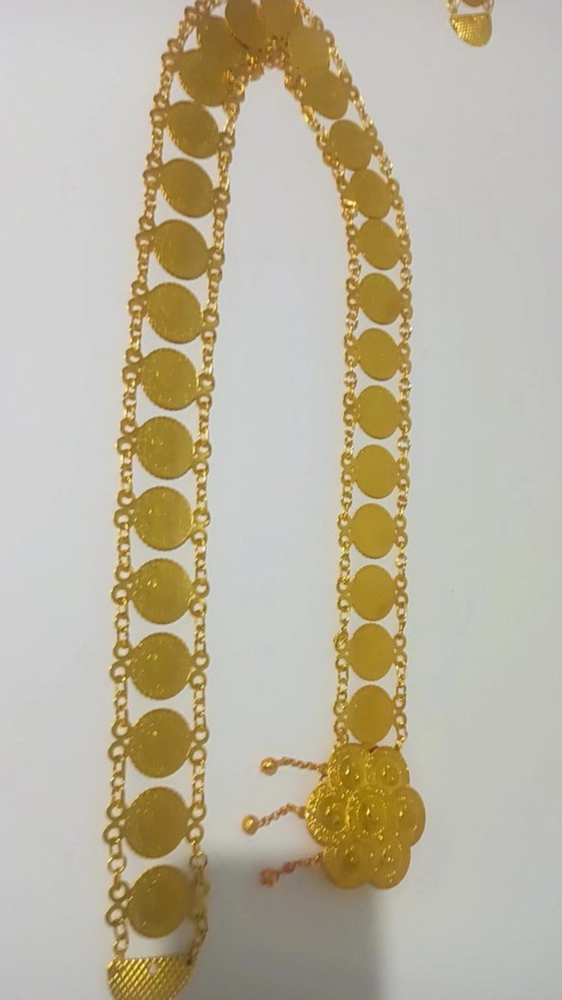 Altın Renkli Zincir Detaylı Kadın Vücut Zinciri - Görsel 2