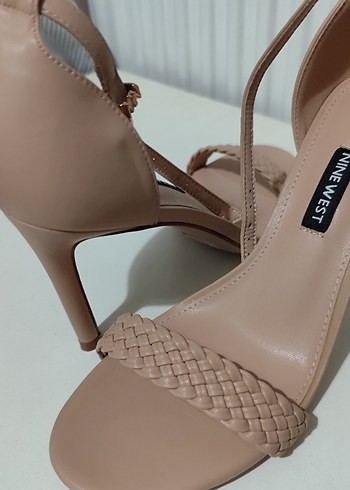 Nine West Bej Stiletto Topuklu Kadın Ayakkabı