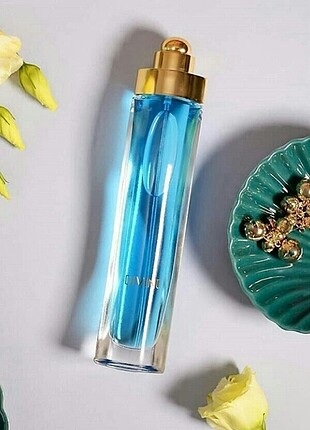 Oriflame divine 