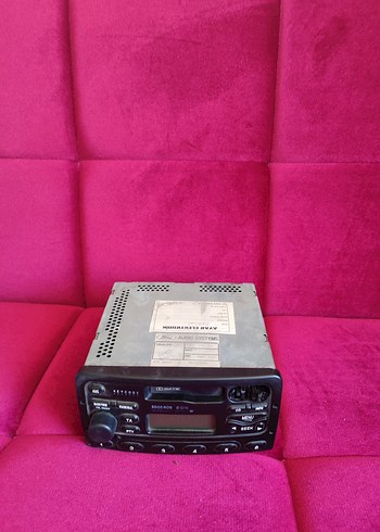 Siyah Araç Müzik Sistemi - Görsel 2