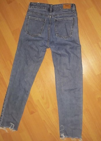 Bershka S Beden yüksek bel mom jean - Görsel 2