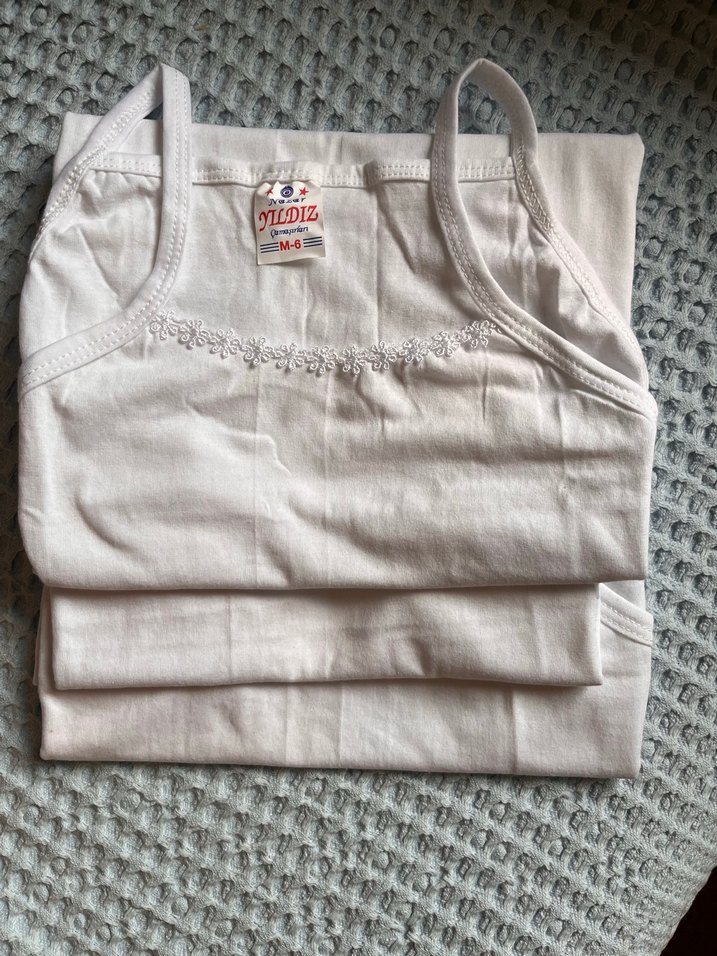 Beyaz Kadın Atlet - Görsel 3