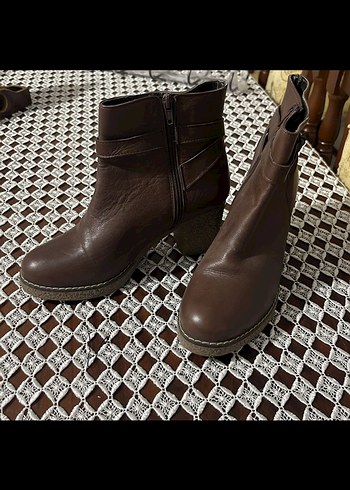 Kadın Kahverengi Hakiki Deri Tokalı Bot - Görsel 2