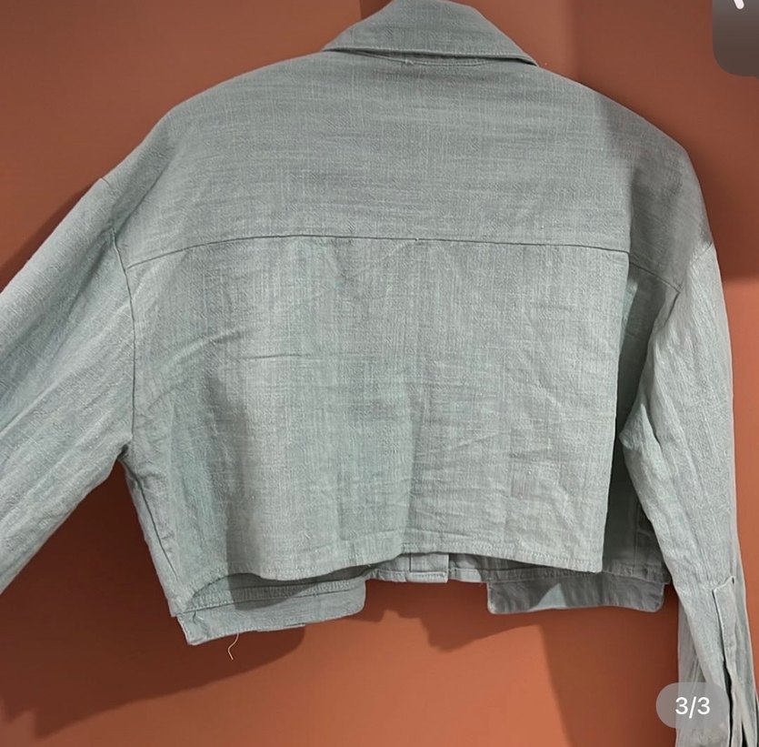 Düğmeli Keten Bej Crop Gömlek - Görsel 3