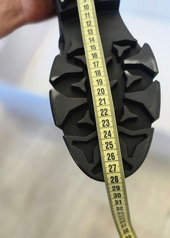 #GUES Siyah Deri Yüksek Topuklu Kemerli Bot - Görsel 5