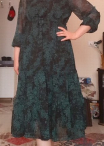 Yeşil Uzun Kollu Bağlama Desenli Uzun Şifon Elbise - Görsel 2